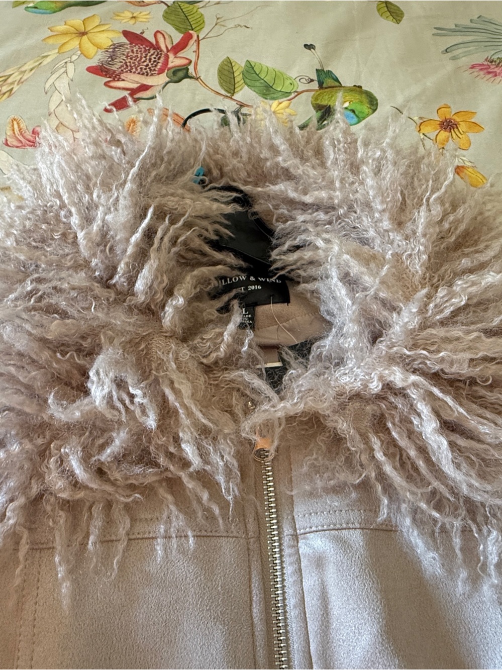 WILLOW & WIND SUEDETTE & FAUX FUR JACKET - SZ L  NEW - Picture 4 of 13
